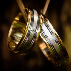 Midway Jewelry business image in Chicago, IL